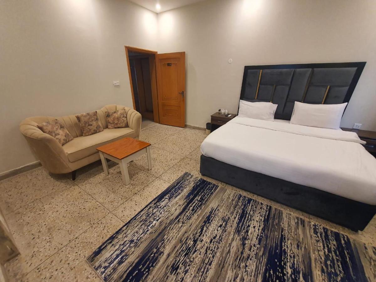 Hayat Grand Guest House Islamabad Exterior photo