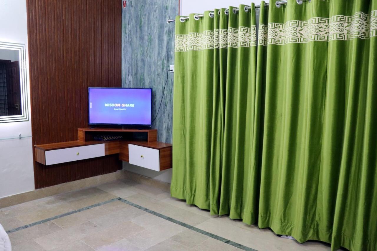 Hayat Grand Guest House Islamabad Exterior photo