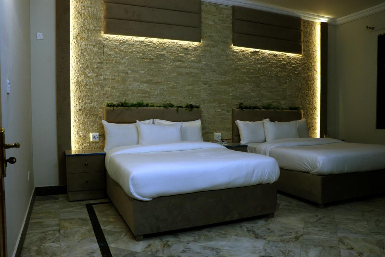 Hayat Grand Guest House Islamabad Exterior photo